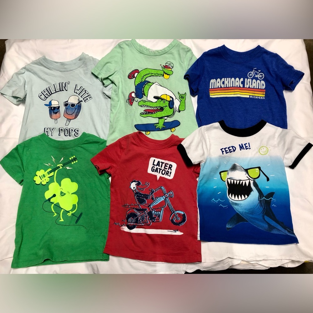 Lot of 2T shirts all in good condition